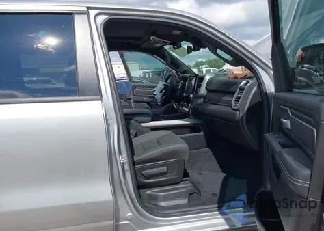 2025 Ram 1500 Big Horn 4X4 5'7 Box из США, поврежденный, VIN 1C6SRFFP3SN521880